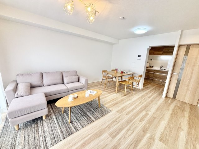 【居間・リビング】の画像