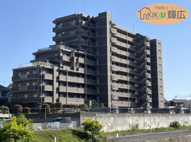 ロイヤルアーク明石江井ヶ島　5階の外観