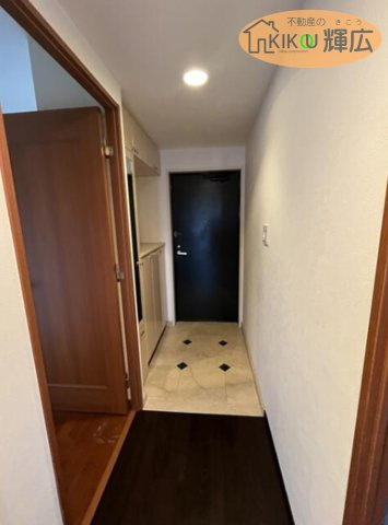 【玄関】 | ロイヤルアーク明石江井ヶ島　5階