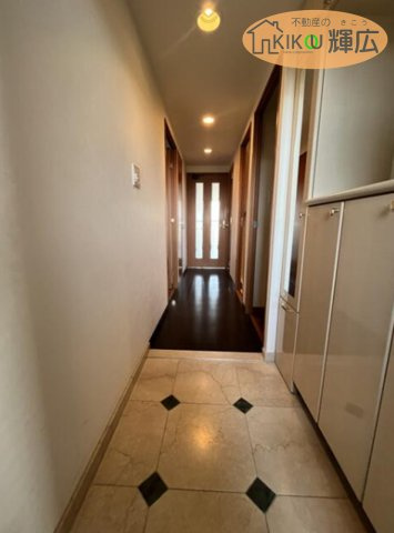 【玄関】 | ロイヤルアーク明石江井ヶ島　5階