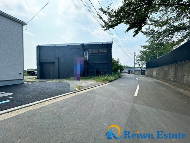 新築戸建　茅ヶ崎市行谷の前面道路含む現地写真