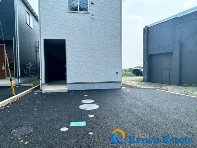 新築戸建　茅ヶ崎市行谷の駐車場