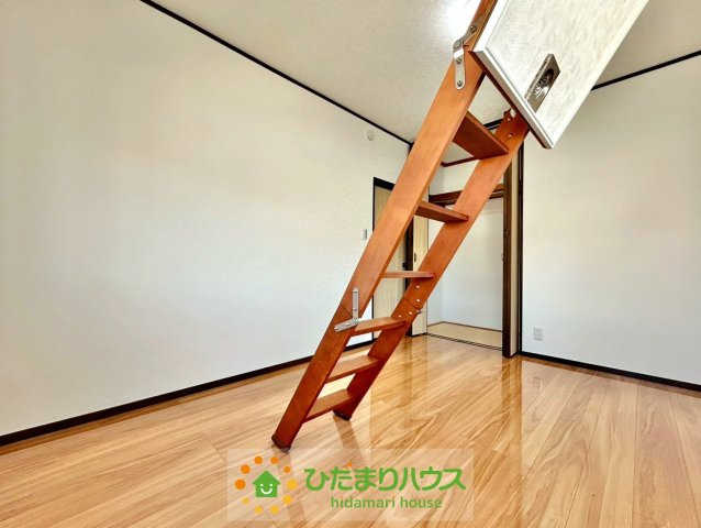 加須市北小浜　中古一戸建ての収納