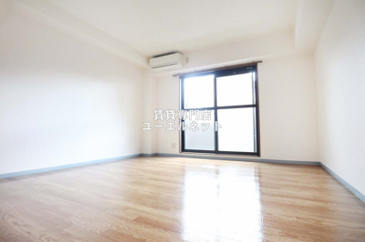 【寝室】 | シャルマンクレール | くつろぎの空間