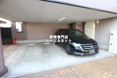 【駐車場】 | シャルマンクレール | 敷地内駐車場です