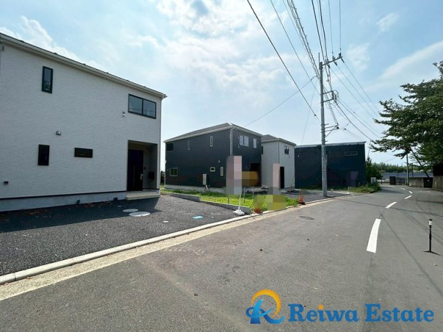 新築戸建　茅ヶ崎市行谷　全3棟の前面道路含む現地写真