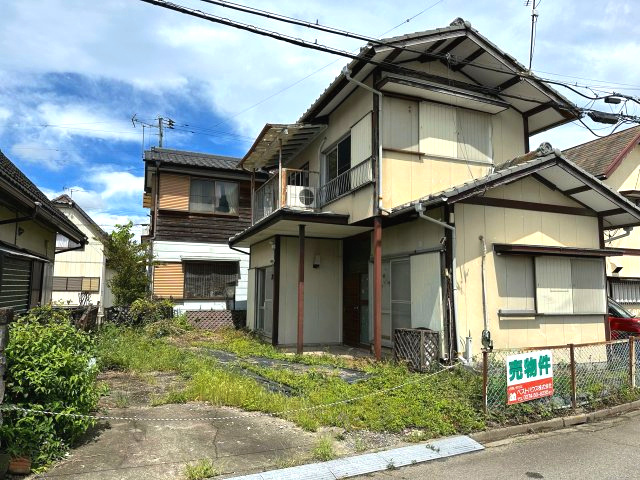 藤岡市上戸塚　中古300の外観