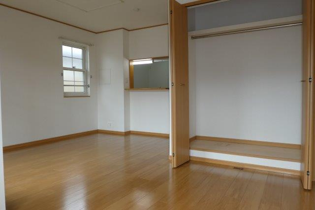 ビッグベアーDの居間・リビング