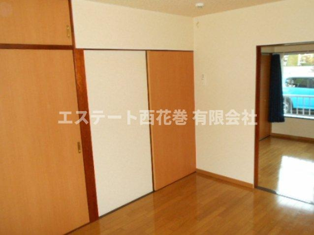 アパートひまわりの寝室|洋室6帖