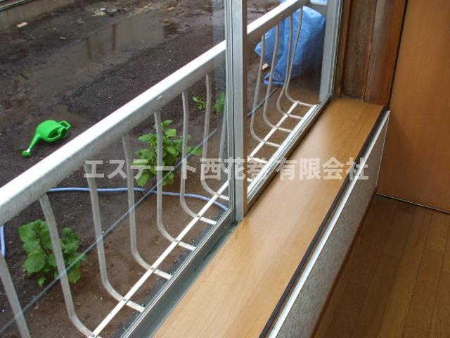 アパートひまわりのバルコニー