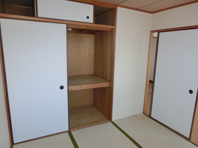タクティ三津屋の収納
