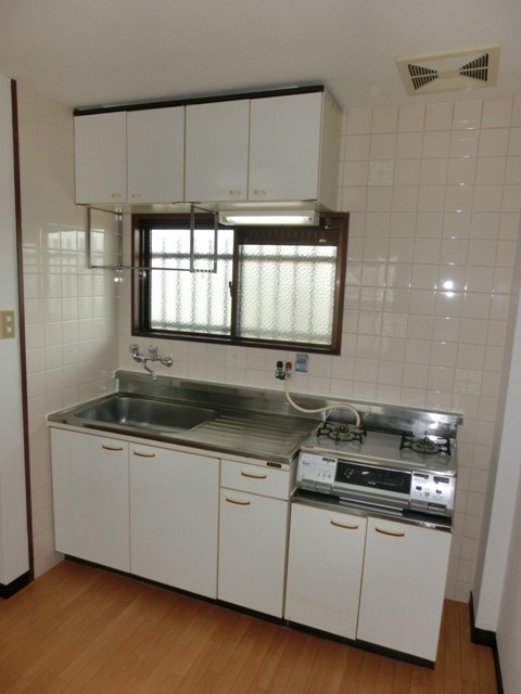 タクティ三津屋のキッチン