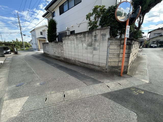 新築　高崎市上小鳥町　Blooming　Garden　1号棟の前面道路含む現地写真|現地写真　北側接道幅員約4ｍ