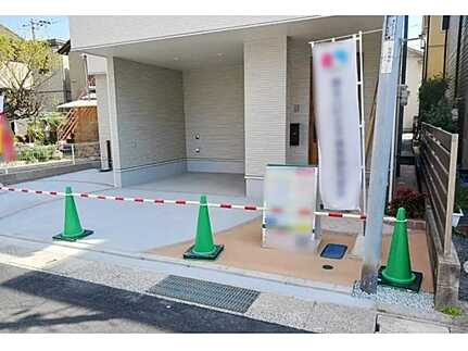 呉市広本町2丁目　新築一戸建ての駐車場