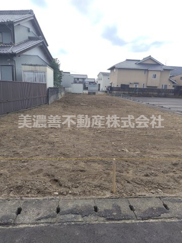 ６５４０３　岐阜市白菊町２丁目土地
