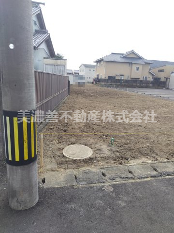６５４０３　岐阜市白菊町２丁目土地の外観