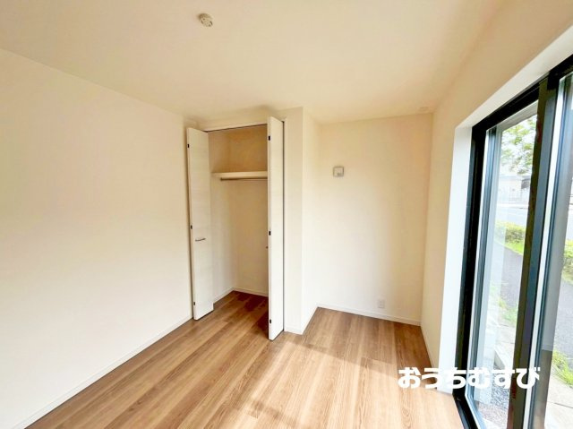 守山区上志段味(全2棟)の洋室