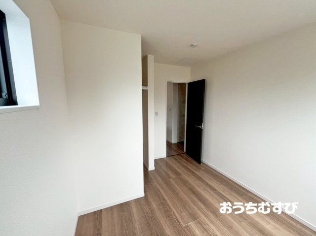 守山区上志段味(全2棟)の洋室