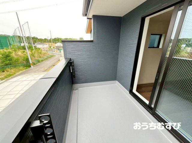 守山区上志段味(全2棟)のバルコニー