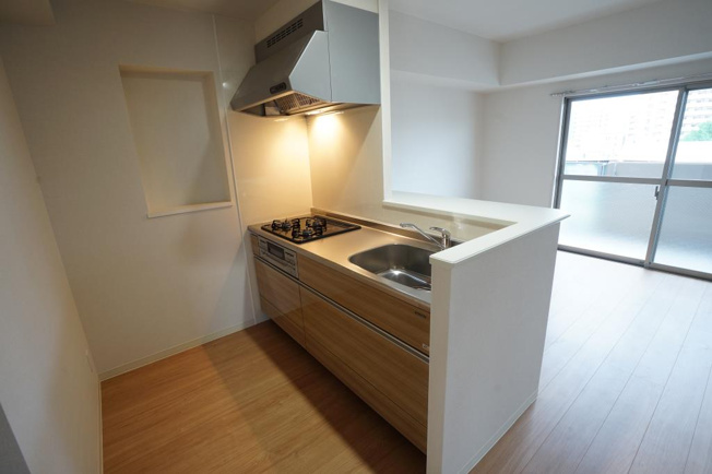 【キッチン】 | 仲介手数料０円！HPに初期費用掲載！レフィナード博多