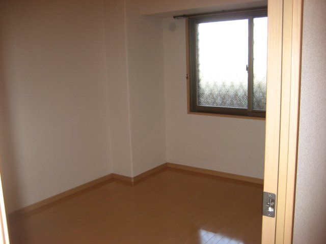 サントノーレ大内御堀の洋室