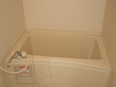 【浴室】 | レオパレス池田Ｓ・Ｙ | 設備・仕様は号室により異なる為、現況を優先致します。