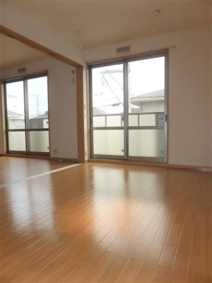 【居間・リビング】 | グリーンヒルズB | 洋室