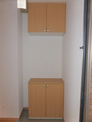 【玄関】 | グリーンヒルズB | 玄関