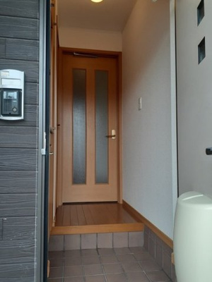 【玄関】 | サンシャインヒルズＡ