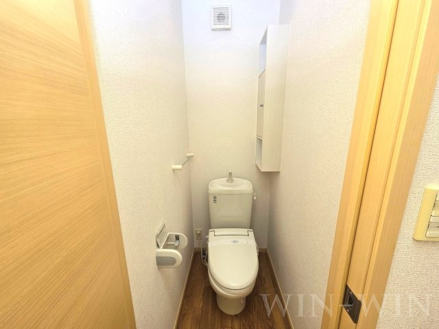 アンベル・ルピナスのトイレ