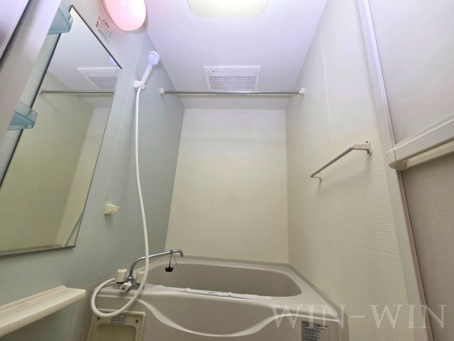 アンベル・ルピナスの浴室