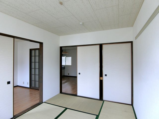 ベルテ東金の和室