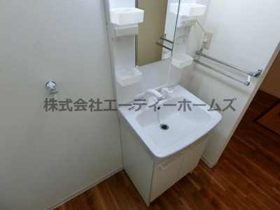 【独立洗面台】 | リバーサイドタウンA