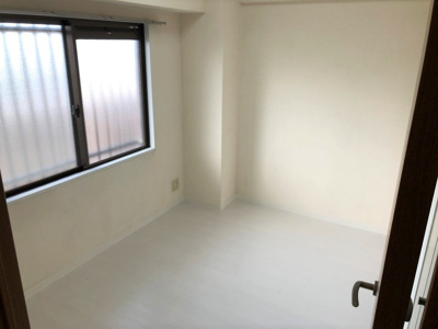 【寝室】 | Root whiteⅡ