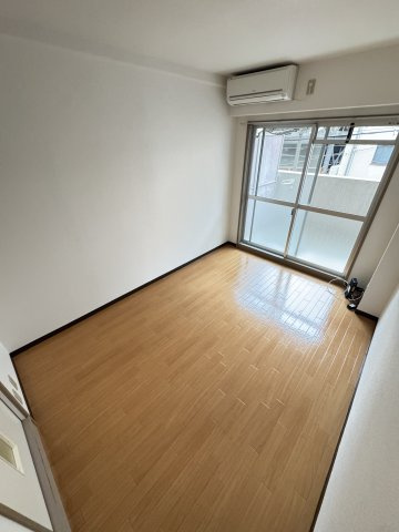 プラシード六甲の居間・リビング