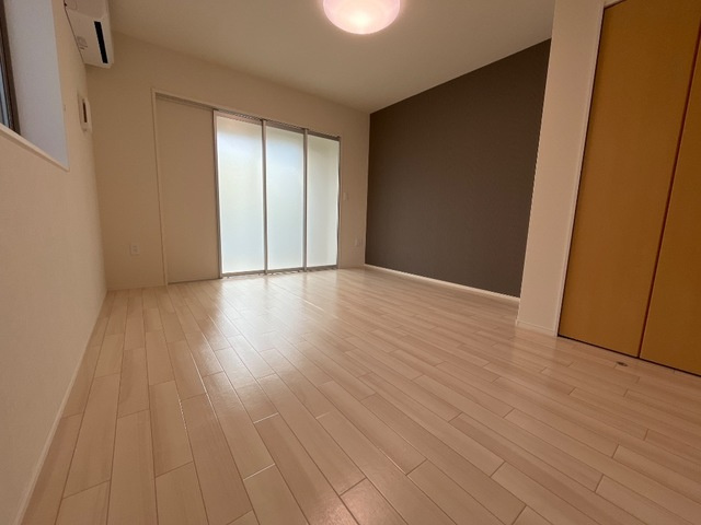アジュールの居間・リビング