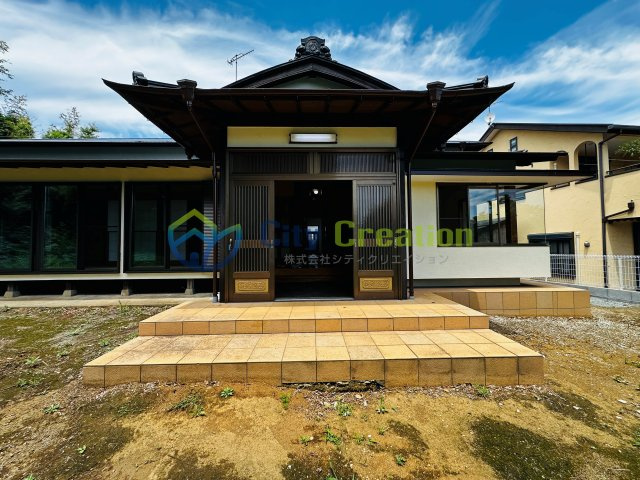 秦野市南矢名　敷地広々フルリフォームの平屋住宅の外観