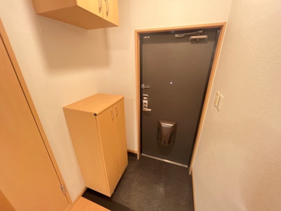 【玄関】 | ｂｉｅｎｖｉｖｒｅ楡木Ⅱ