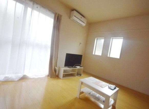 クレイノスターⅢの居間・リビング