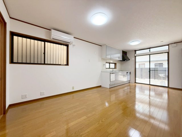 嵯峨野嵯峨ノ段町の居間・リビング