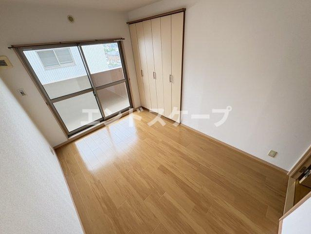 クレサンテームの洋室|高崎、前橋のお部屋探しはエンドスケープまで！お客様の理想お聞かせ下さい♪