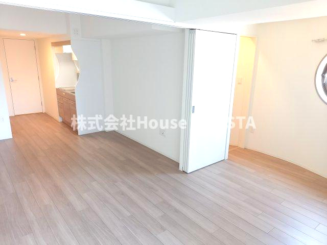 セレニテ神戸元町クレアの和室