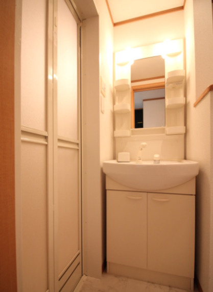 リヴェール【キャッシュバック対象物件】の洗面所|スペースが確保できる洗面所です