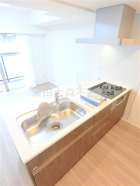 クレストコート池上六丁目のキッチン|システムキッチン　ガス3口