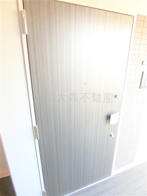 クレストコート池上六丁目の玄関