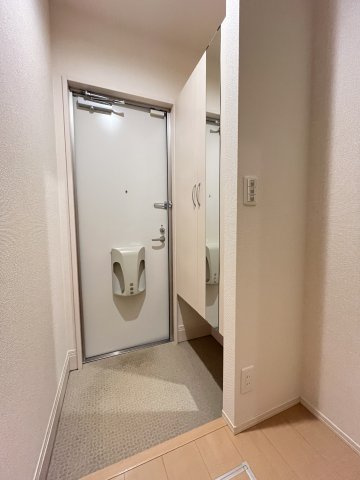 サンロイヤル夕葉の玄関