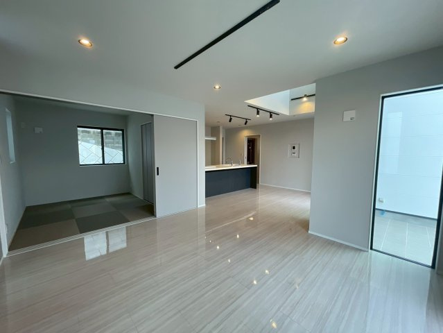 横浜市戸塚区汲沢3丁目 新築戸建て【仲介手数料無料】カースペース2台