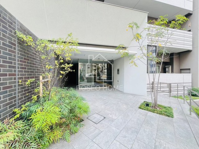 リフレ天満橋のエントランス