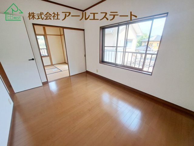 姫路市夢前町菅生澗　　中古戸建の洋室
