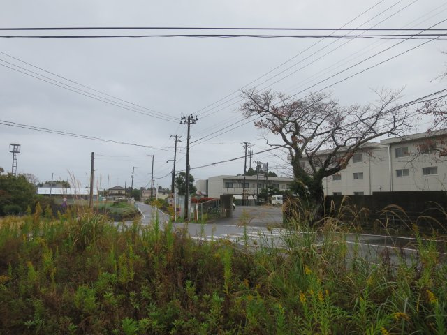 オレンジ　★富岡町大字小浜字大膳町　東南角地　工業地域★　売地の外観